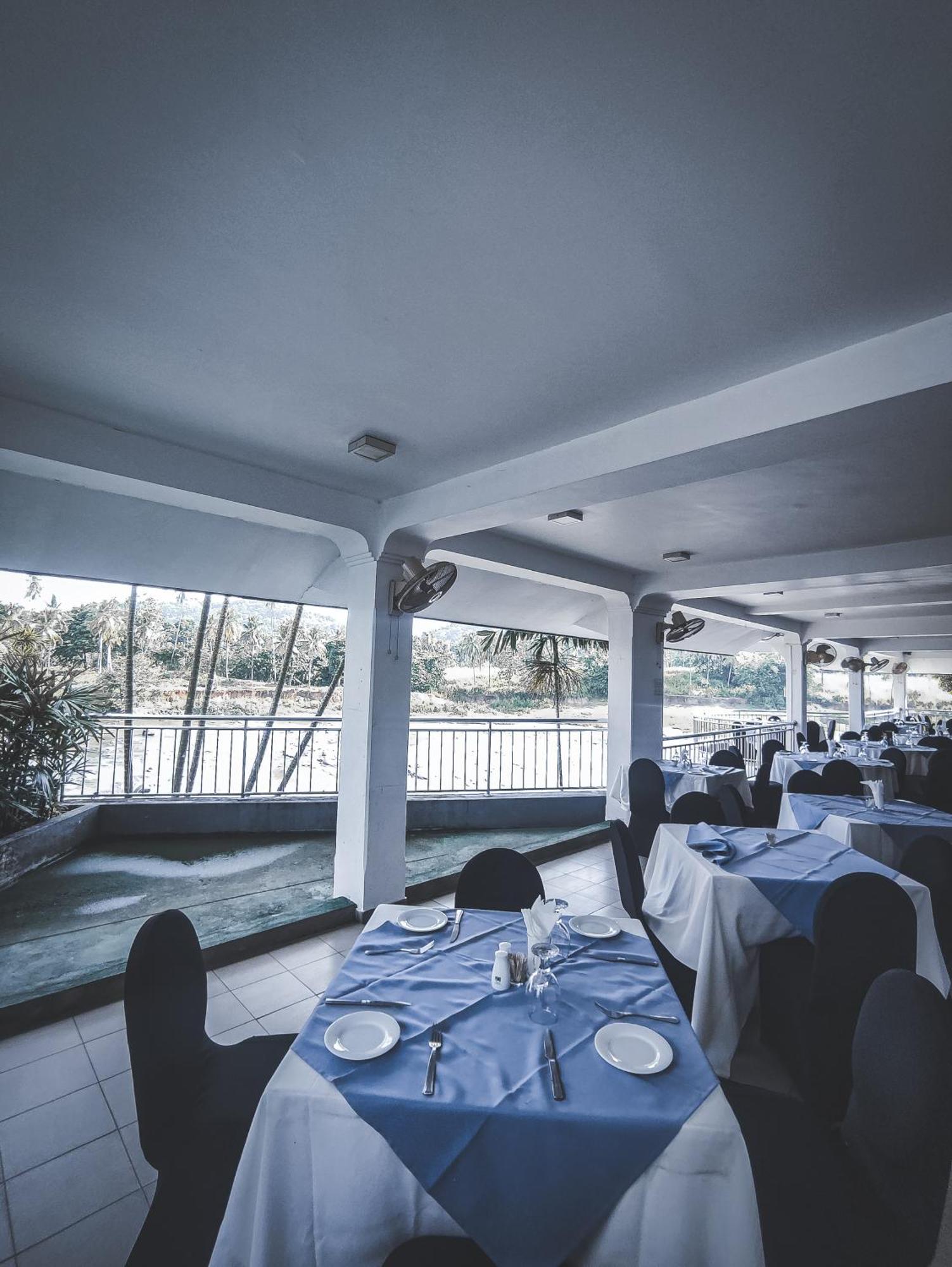 Hotel Elephant Park Grand Royal Pinnalanda Pinnawala  Bagian luar foto
