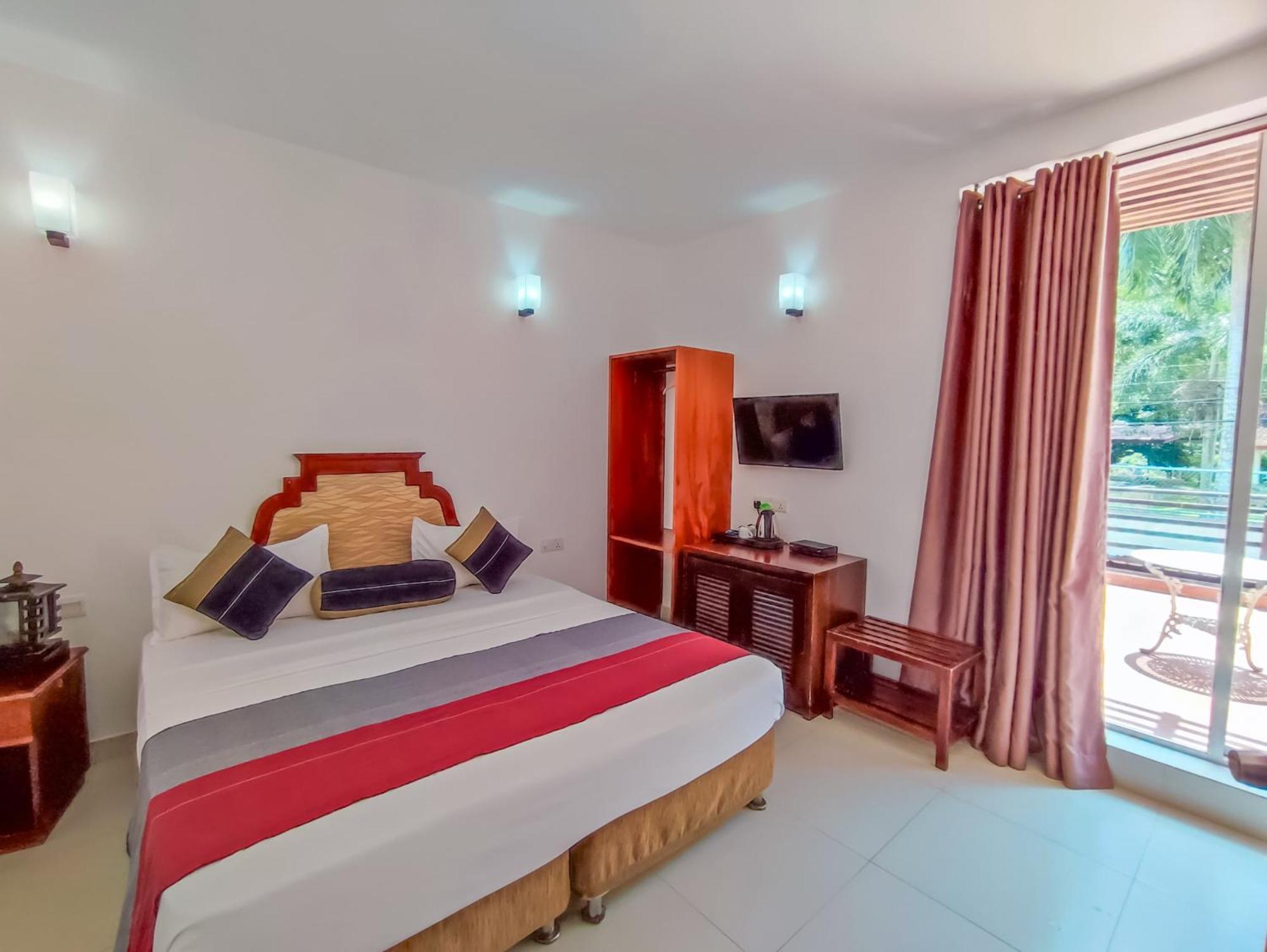 Hotel Elephant Park Grand Royal Pinnalanda Pinnawala  Bagian luar foto