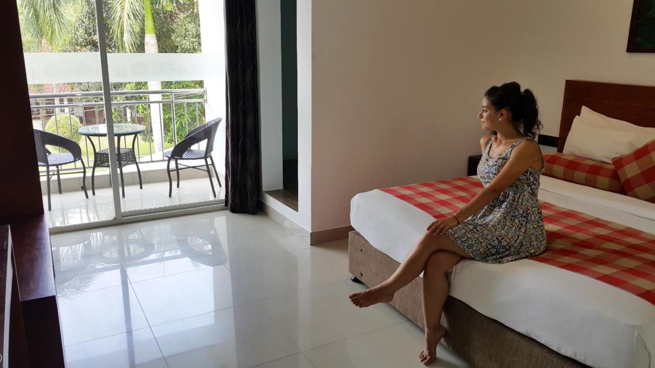 Hotel Elephant Park Grand Royal Pinnalanda Pinnawala  Bagian luar foto